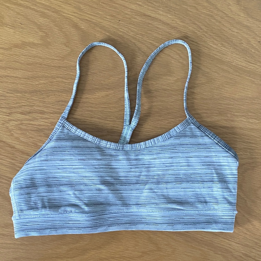 Lululemon Flow Y Nulu Bra